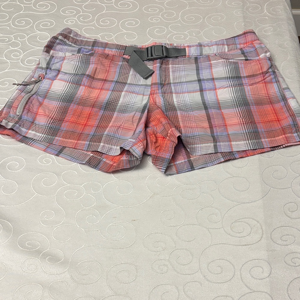 Columbia Shorts Womens 2 Pink Purple Plaid Belted Cargo 100% Nylon Hike Camp